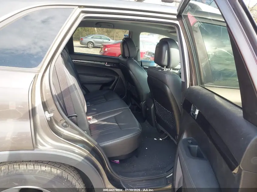 2013 KIA SORENTO EX V6