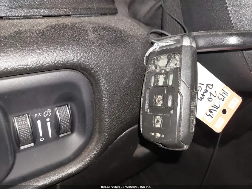2019 RAM 1500 TRADESMAN  4X2 6'4 BOX