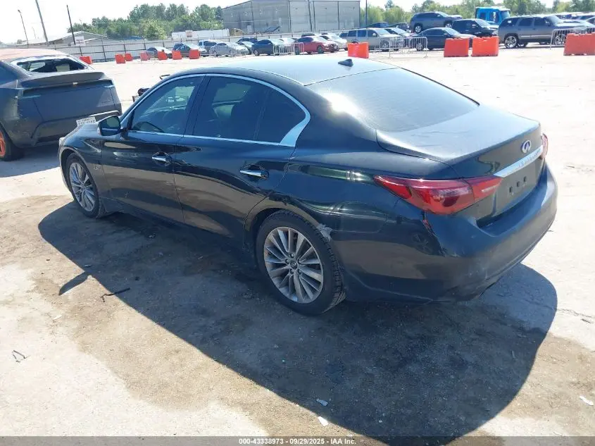 2018 INFINITI Q50 2.0T LUXE