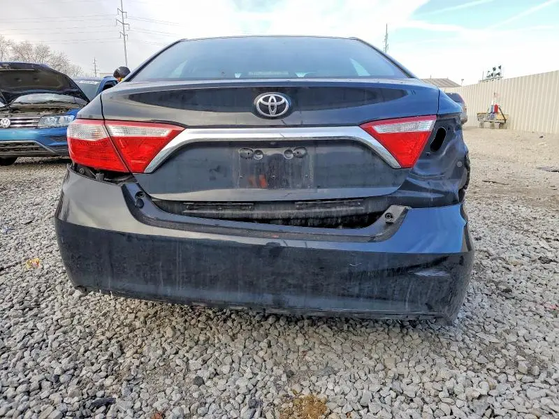 2017 TOYOTA CAMRY LE  