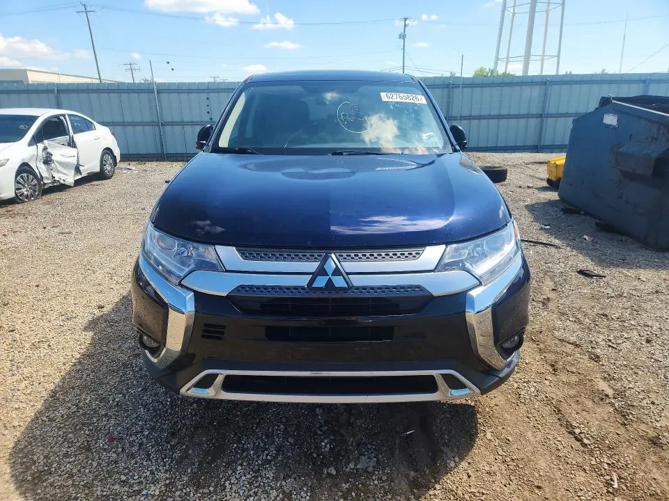 2019 MITSUBISHI OUTLANDER SE  