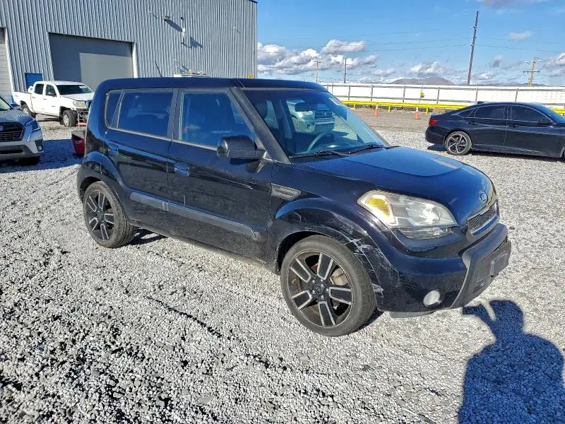 2010 KIA SOUL +  