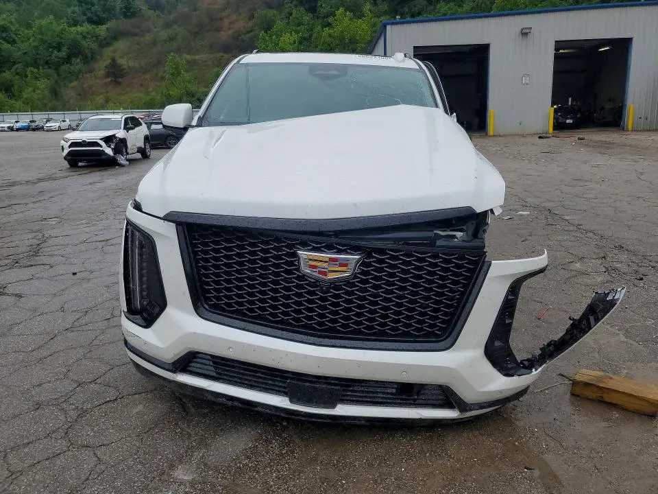 2025 CADILLAC ESCALADE SPORT  