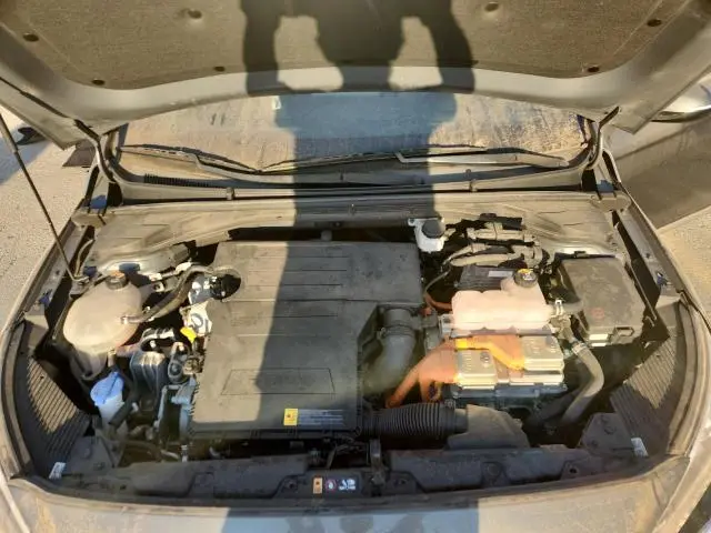 2021 HYUNDAI IONIQ SE  