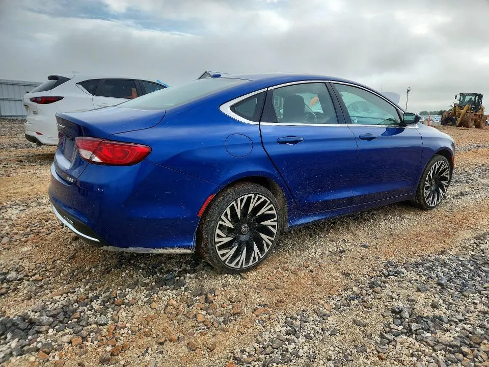 2016 CHRYSLER 200 LIMITED  