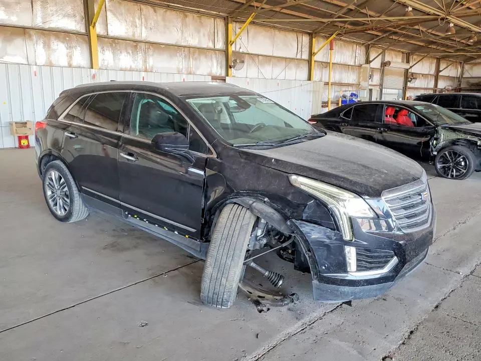 2017 CADILLAC XT5 PREMIUM LUXURY  