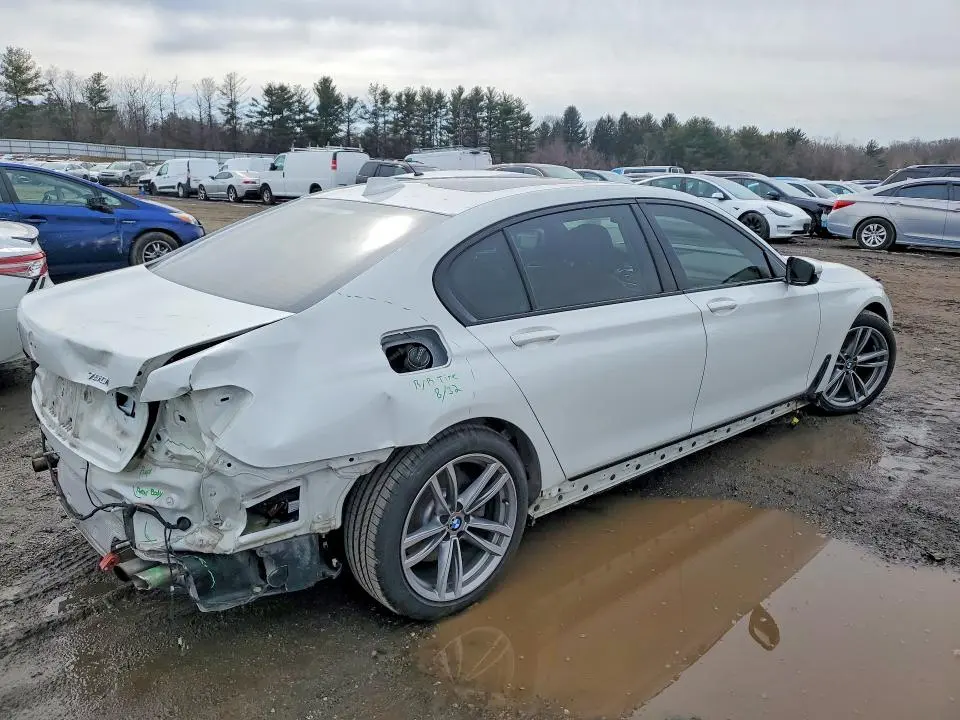 2017 BMW 750 XI  