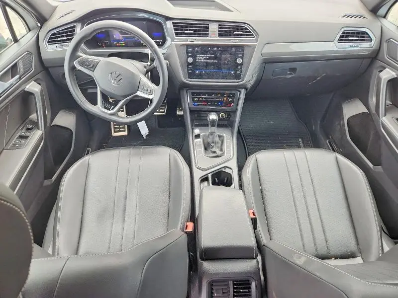 2023 VOLKSWAGEN TIGUAN SE R-LINE BLACK  