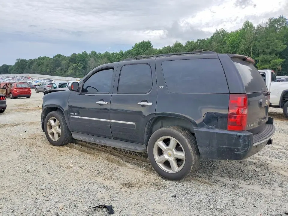 2010 CHEVROLET TAHOE C1500 LTZ  