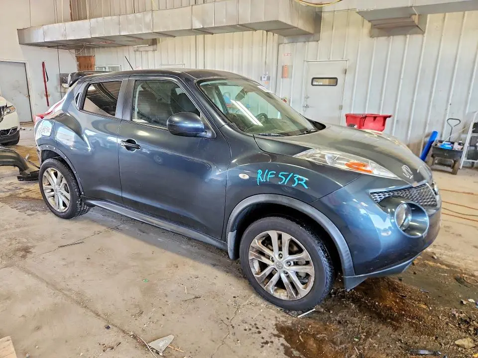 2013 NISSAN JUKE S  