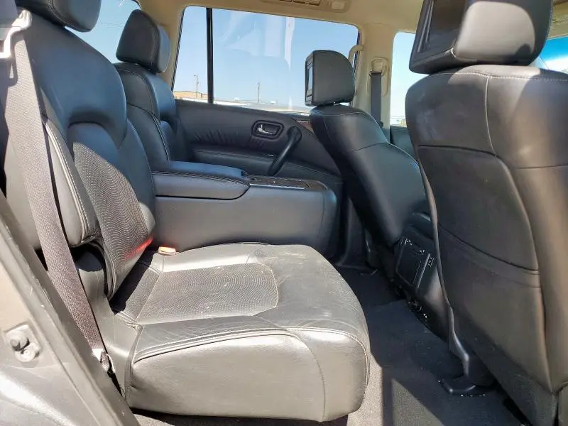 2016 INFINITI QX80   