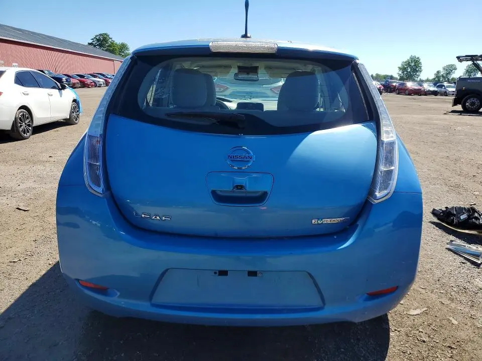 2012 NISSAN LEAF SV  