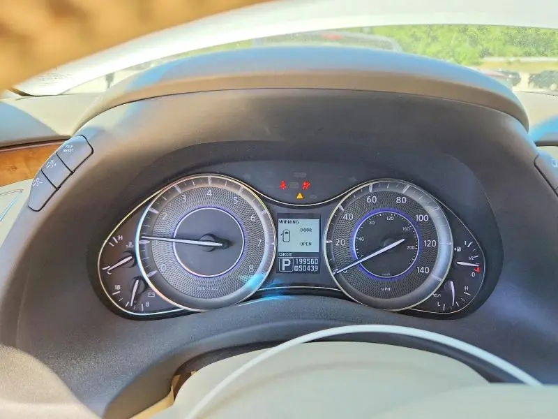 2012 INFINITI QX56 BASE  