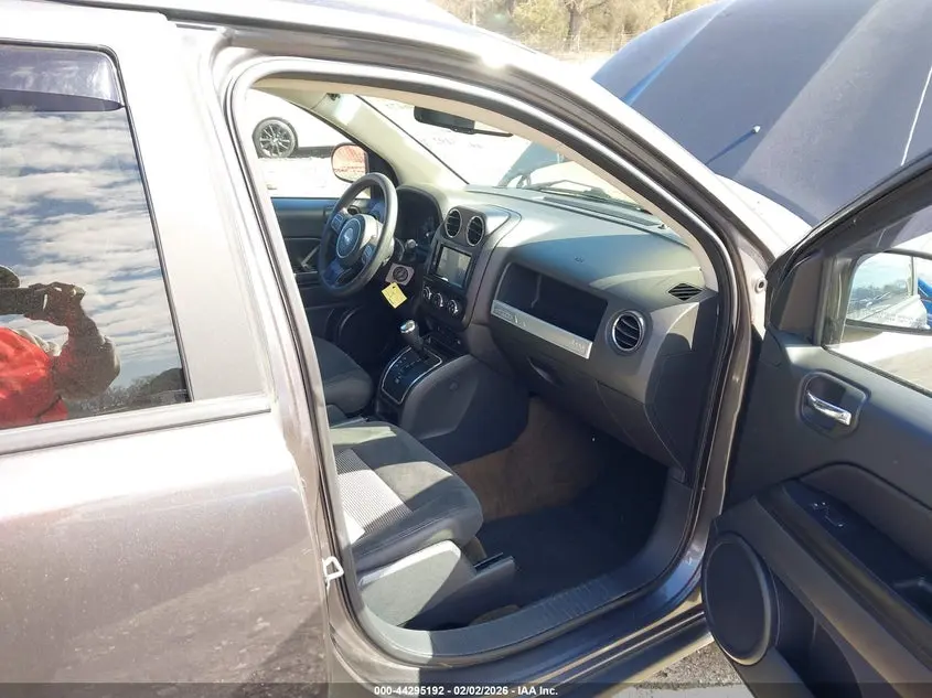 2017 JEEP COMPASS SPORT FWD