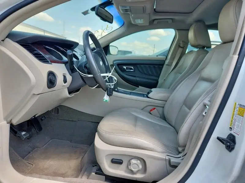 2010 FORD TAURUS SEL  