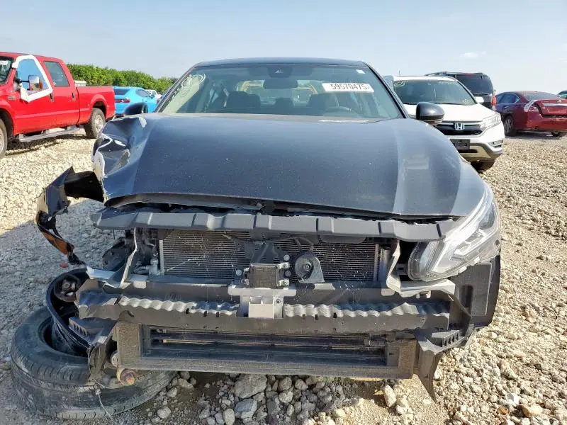 2022 NISSAN ALTIMA SV  