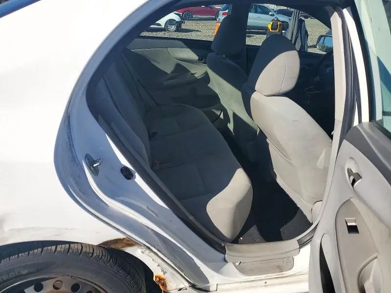 2010 TOYOTA COROLLA LE  
