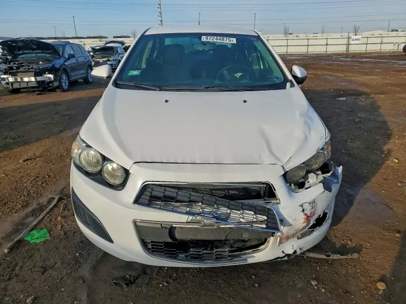 2015 CHEVROLET SONIC LT  