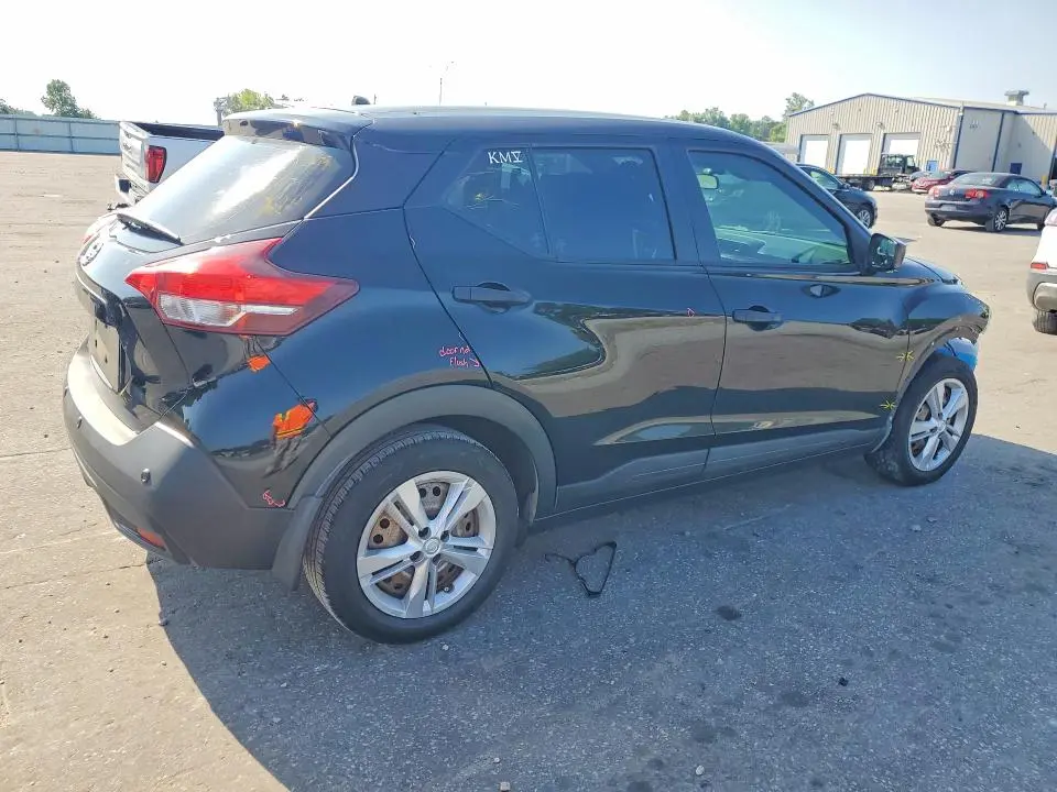2020 NISSAN KICKS S  