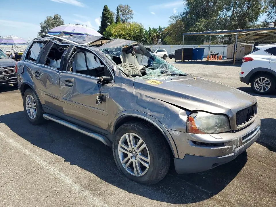 2011 VOLVO XC90 3.2  
