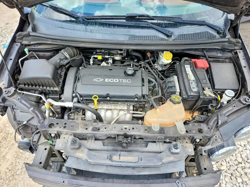 2016 CHEVROLET SONIC LT  