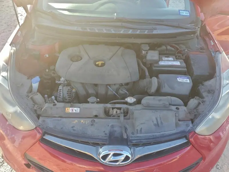 2013 HYUNDAI ELANTRA COUPE GS  