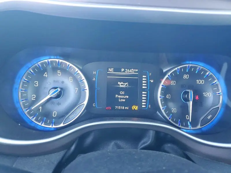 2021 CHRYSLER VOYAGER LXI  