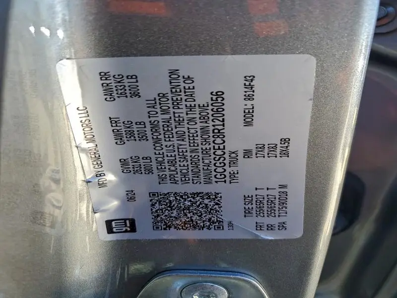 2024 CHEVROLET COLORADO LT  