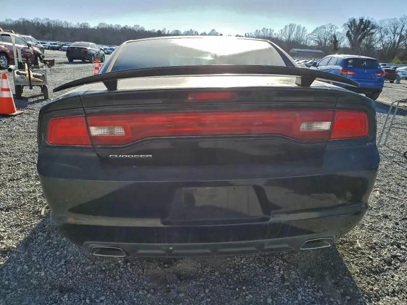 2012 DODGE CHARGER SE  
