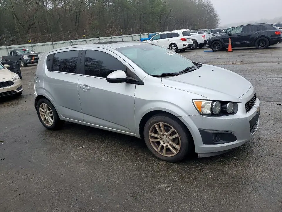 2015 CHEVROLET SONIC LT  