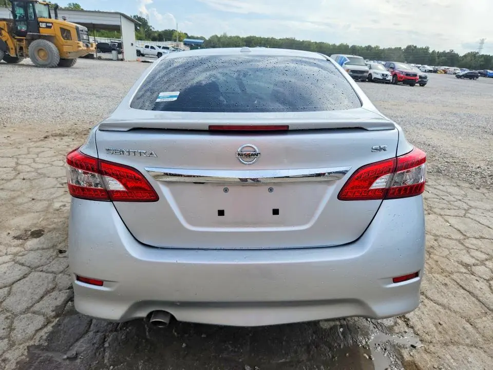 2015 NISSAN SENTRA SR  