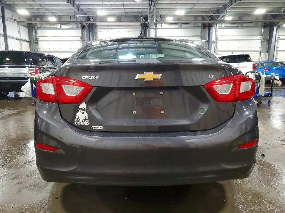 2016 CHEVROLET CRUZE LT  