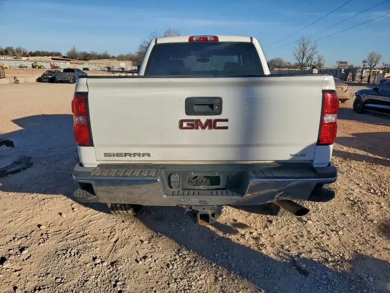 2018 GMC SIERRA K2500 SLE  