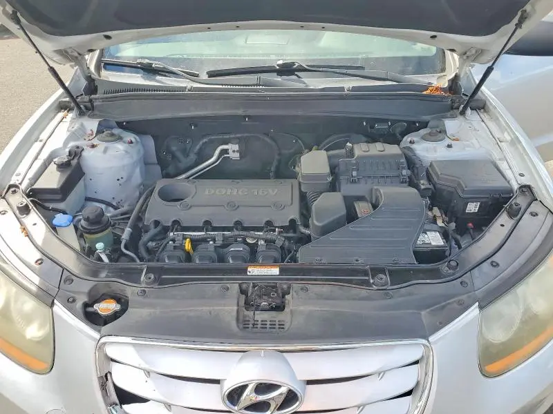 2011 HYUNDAI SANTA FE GLS  