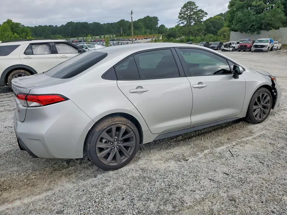 2025 TOYOTA COROLLA SE  