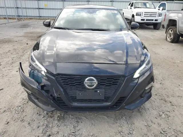 2022 NISSAN ALTIMA SR  