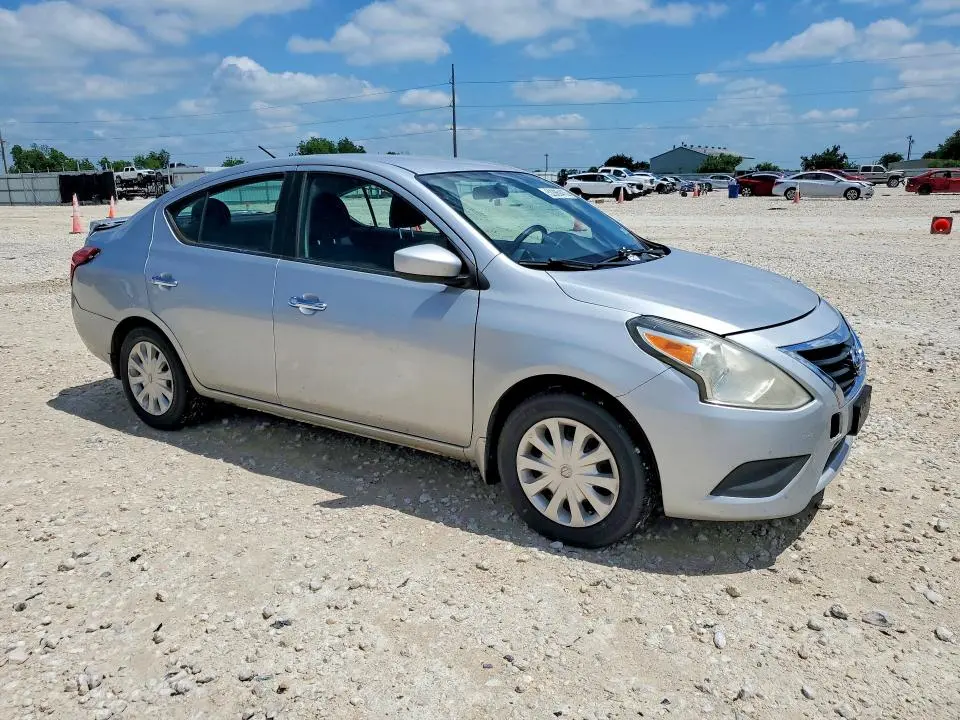 2015 NISSAN VERSA 1.6 SV  