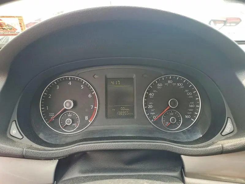 2012 VOLKSWAGEN PASSAT S  