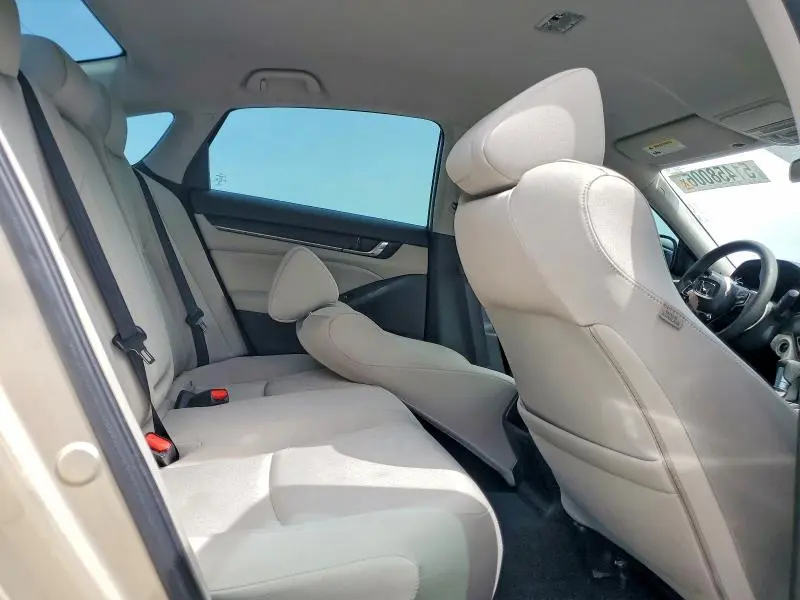 2019 HONDA ACCORD LX  