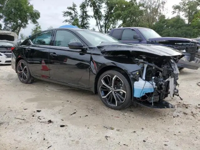 2023 NISSAN ALTIMA SR  