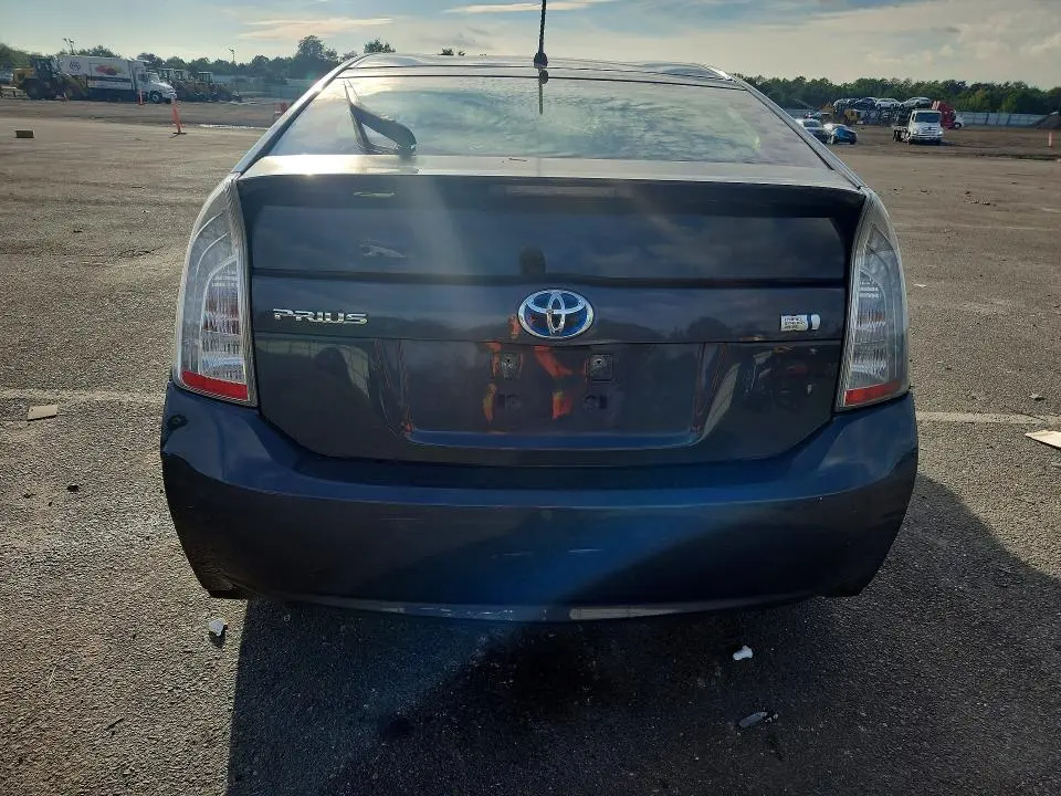 2012 TOYOTA PRIUS TWO  
