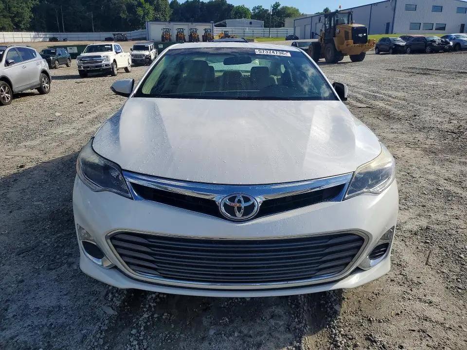 2015 TOYOTA AVALON XLE  
