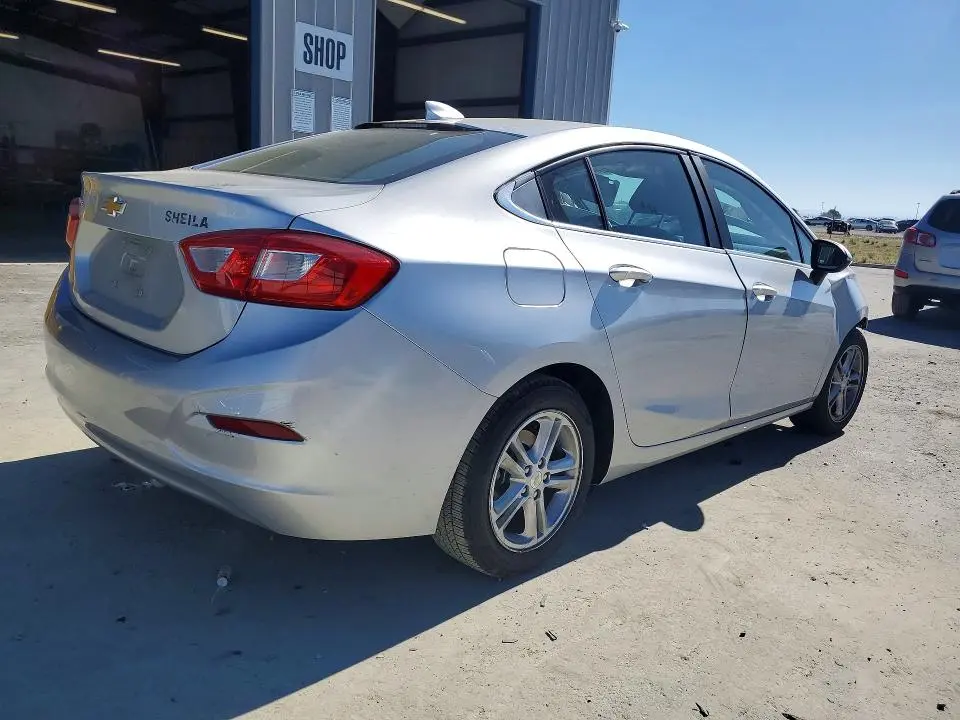 2016 CHEVROLET CRUZE LT  