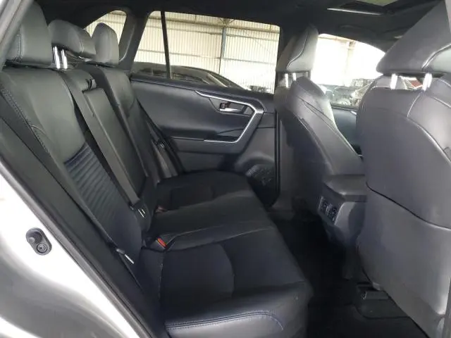 2019 TOYOTA RAV4 XSE