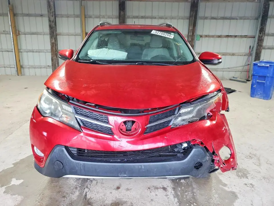2015 TOYOTA RAV4 XLE  