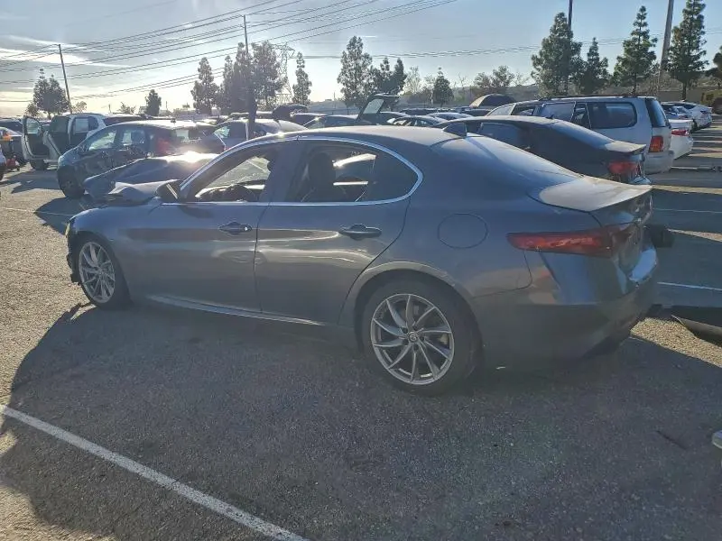 2017 ALFA ROMEO GIULIA TI  