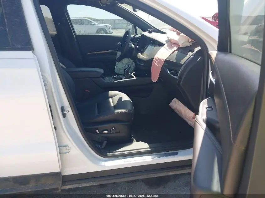 2021 CADILLAC XT4 FWD SPORT