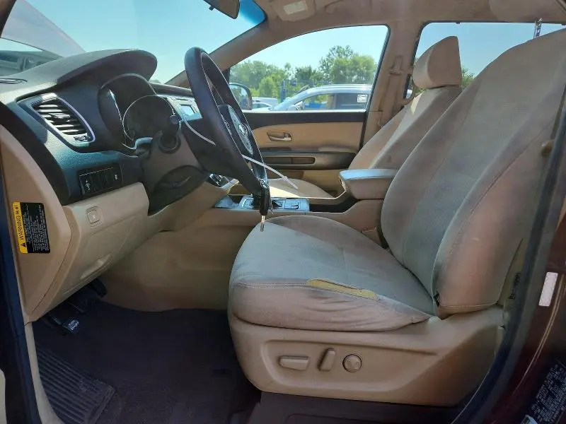 2016 KIA SEDONA LX  