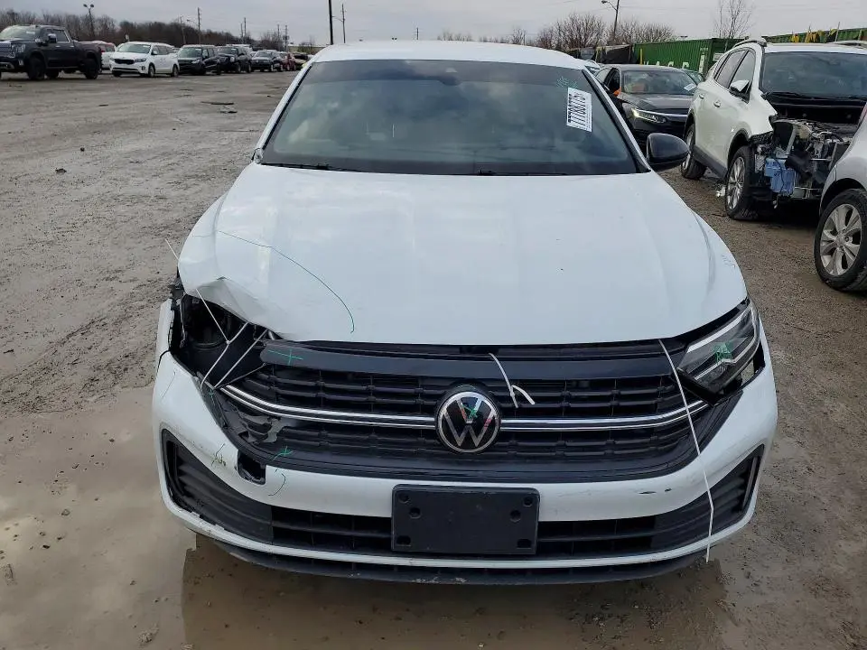 2023 VOLKSWAGEN JETTA SPORT  