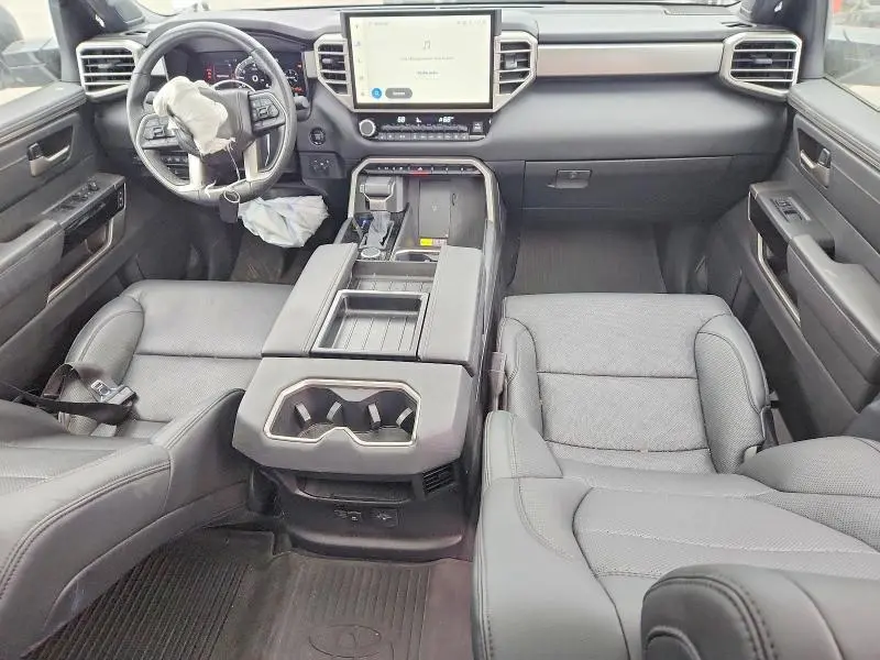 2025 TOYOTA TUNDRA   